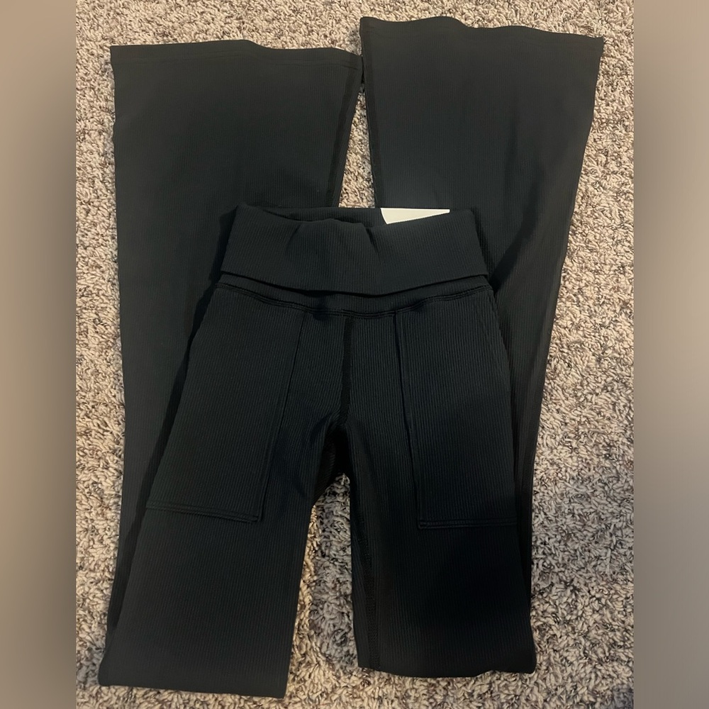Offline by Aerie flare leggings